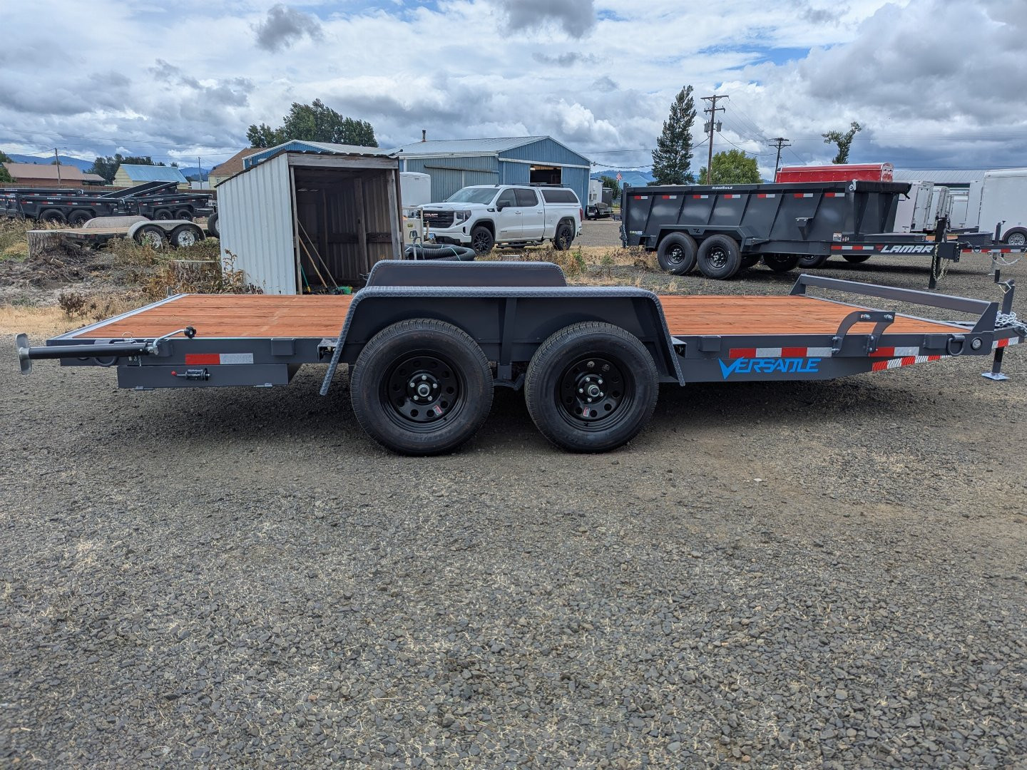 New 2026 Versatile Trailers EHD716-7K Flatbed Trailer