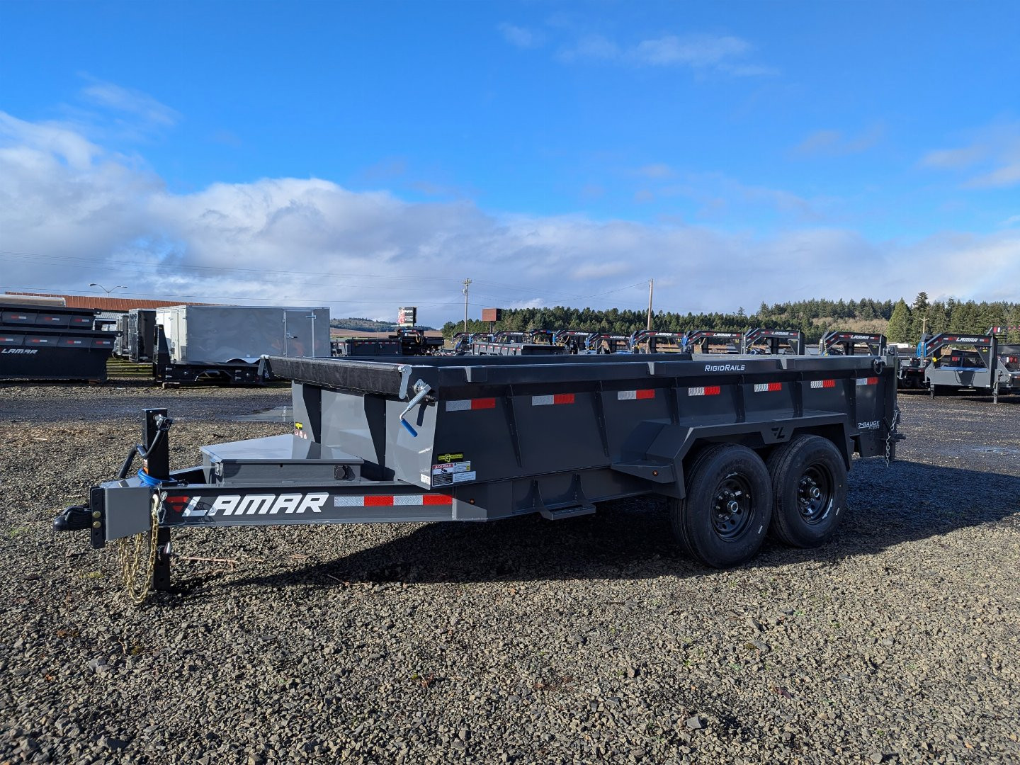 New 2025 Lamar Trailers 83"14'/14K Dump Trailer 24" SIDES