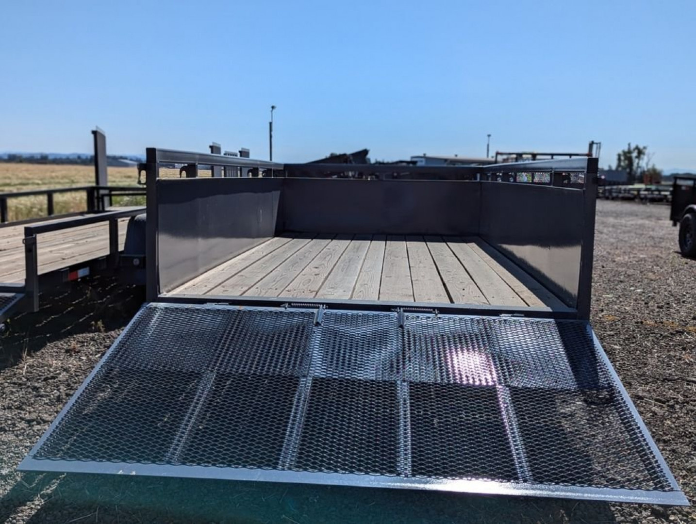 New 2023 Fabform Deluxe Box DBX714-7KR Utility Trailer $300 OFF