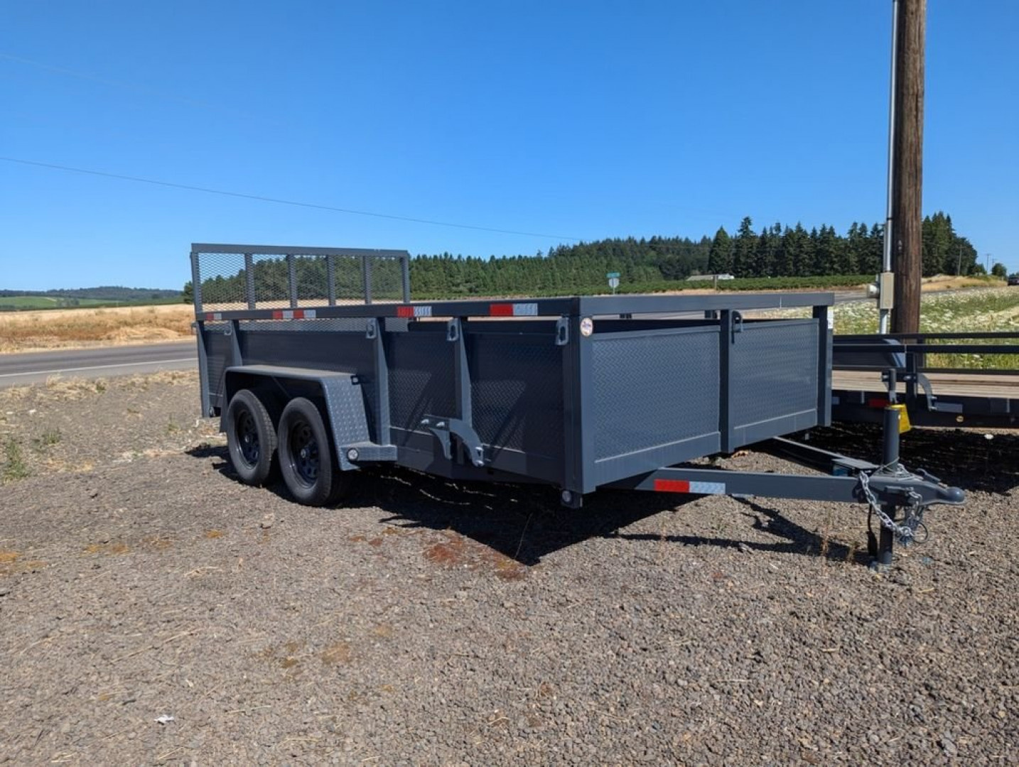 New 2023 Fabform Deluxe Box DBX714-7KR Utility Trailer $300 OFF