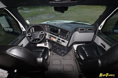 New 2026 Renegade RV Classic 45CBF with 2 Baths