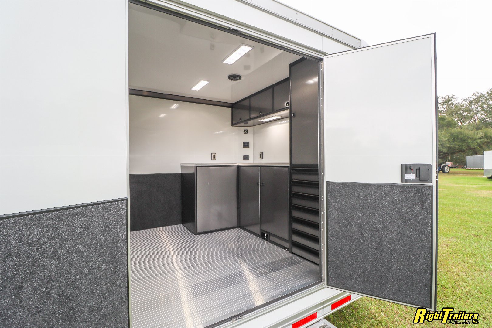 New 2027 inTech Trailers 8.5x34 inTech Car / Racing Trailer