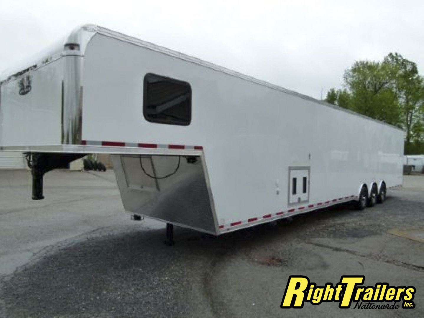 New Vintage Trailers 8.5x48 Race Trailer Car / Racing Trailer