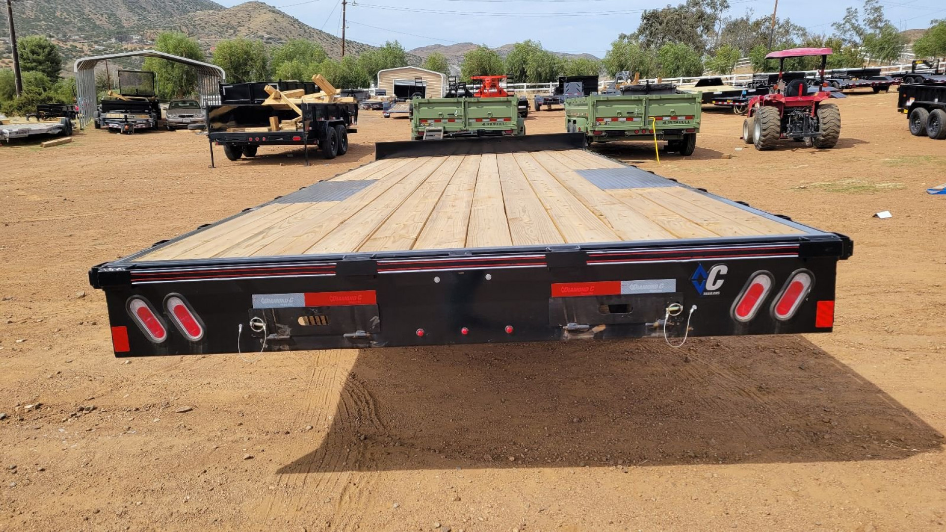 New 2025 Diamond C Trailers DEC20X102 Equipment Trailer