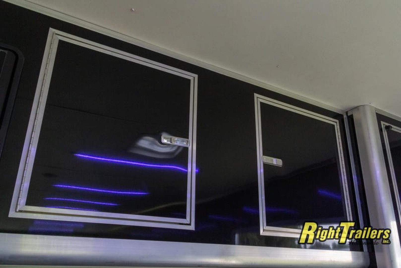 New 8.5x30 Cargo Mate Racing Trailer GAEL8.530TA4