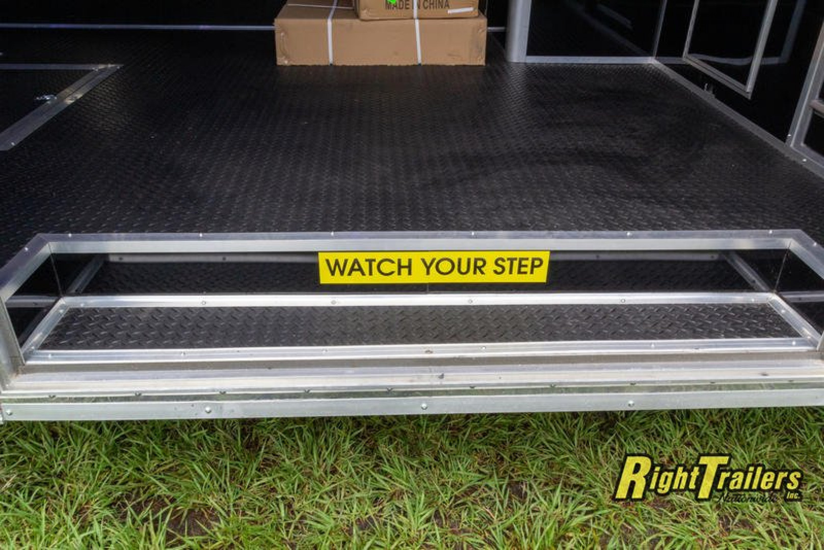New 8.5x30 Cargo Mate Racing Trailer GAEL8.530TA4