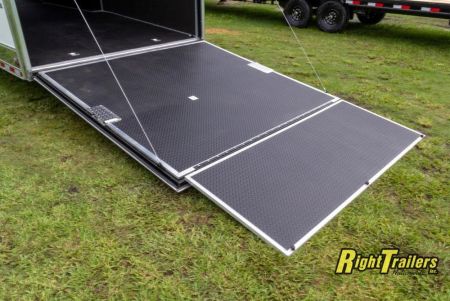 New 8.5x30 Cargo Mate Racing Trailer GAEL8.530TA4