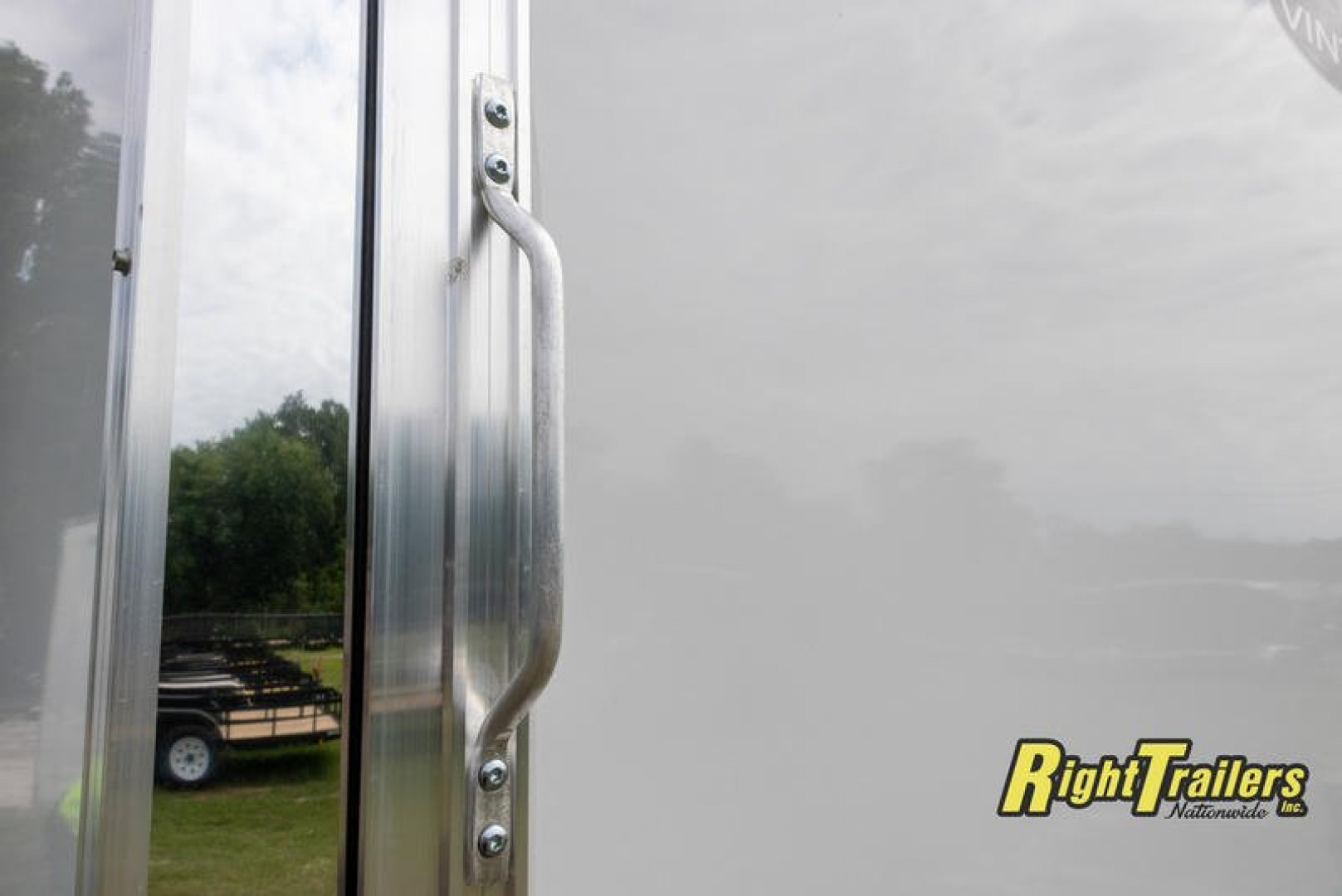 New Vintage Trailers P848G Car / Racing Trailer