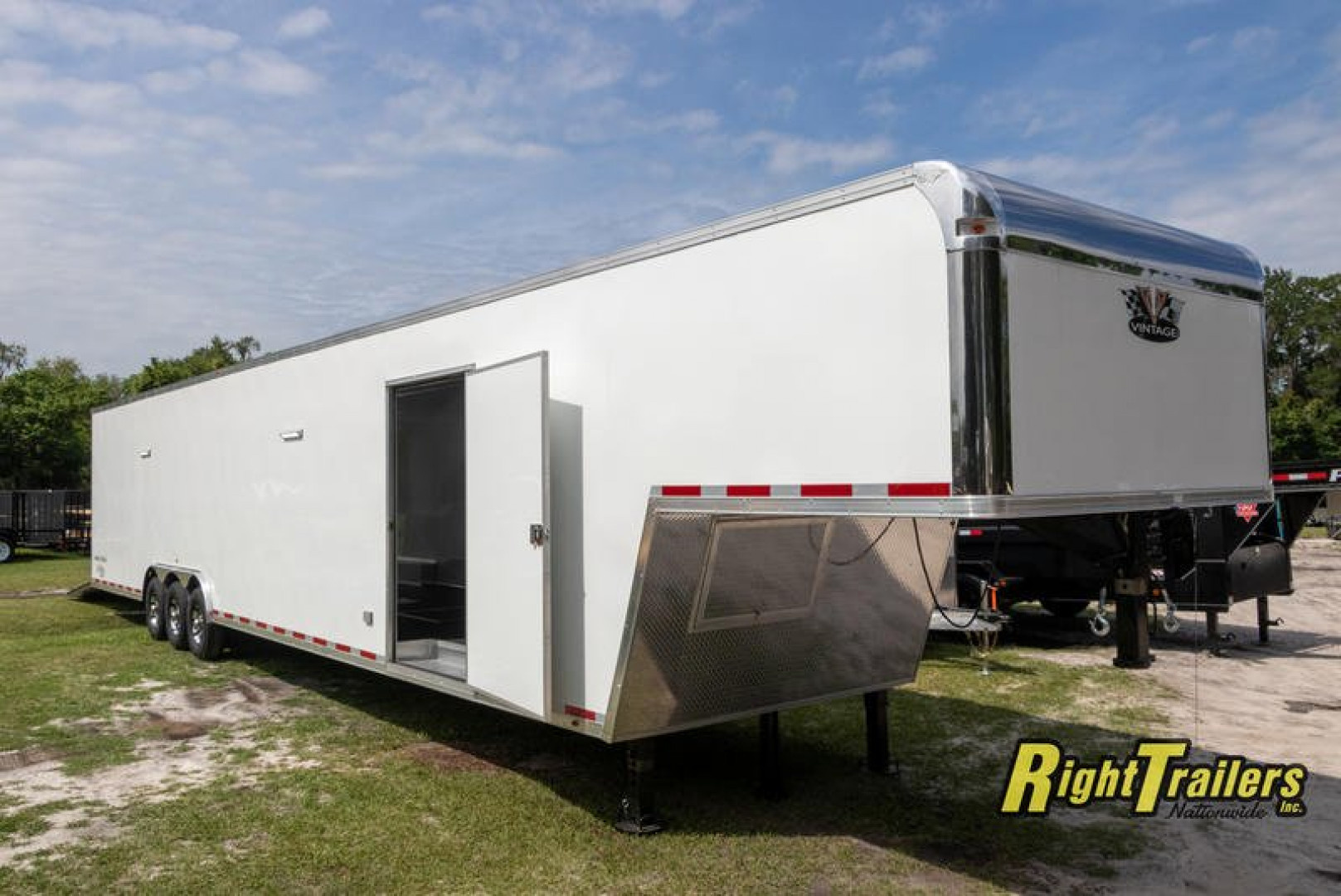 New Vintage Trailers P848G Car / Racing Trailer
