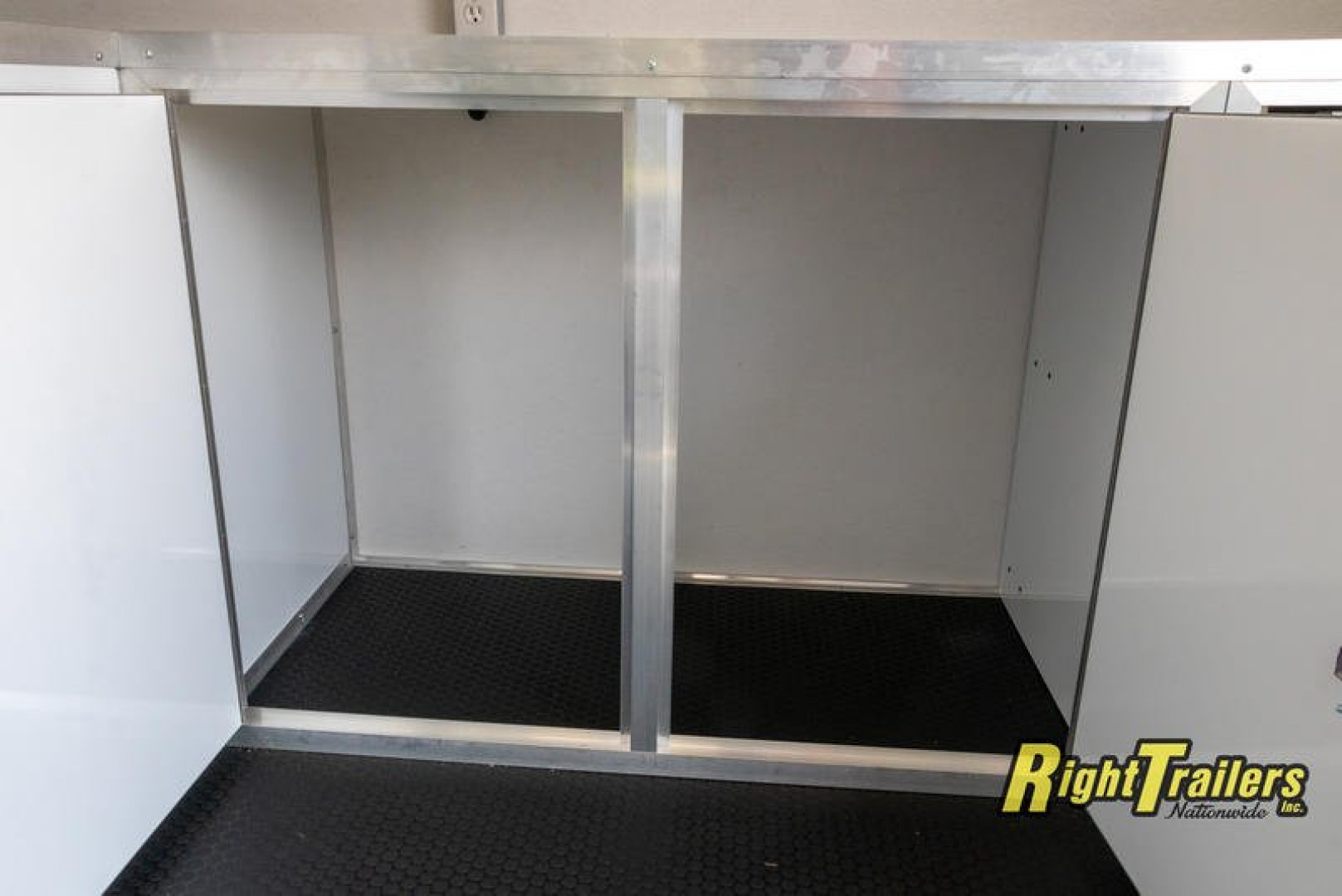 New Vintage Trailers P848G Car / Racing Trailer