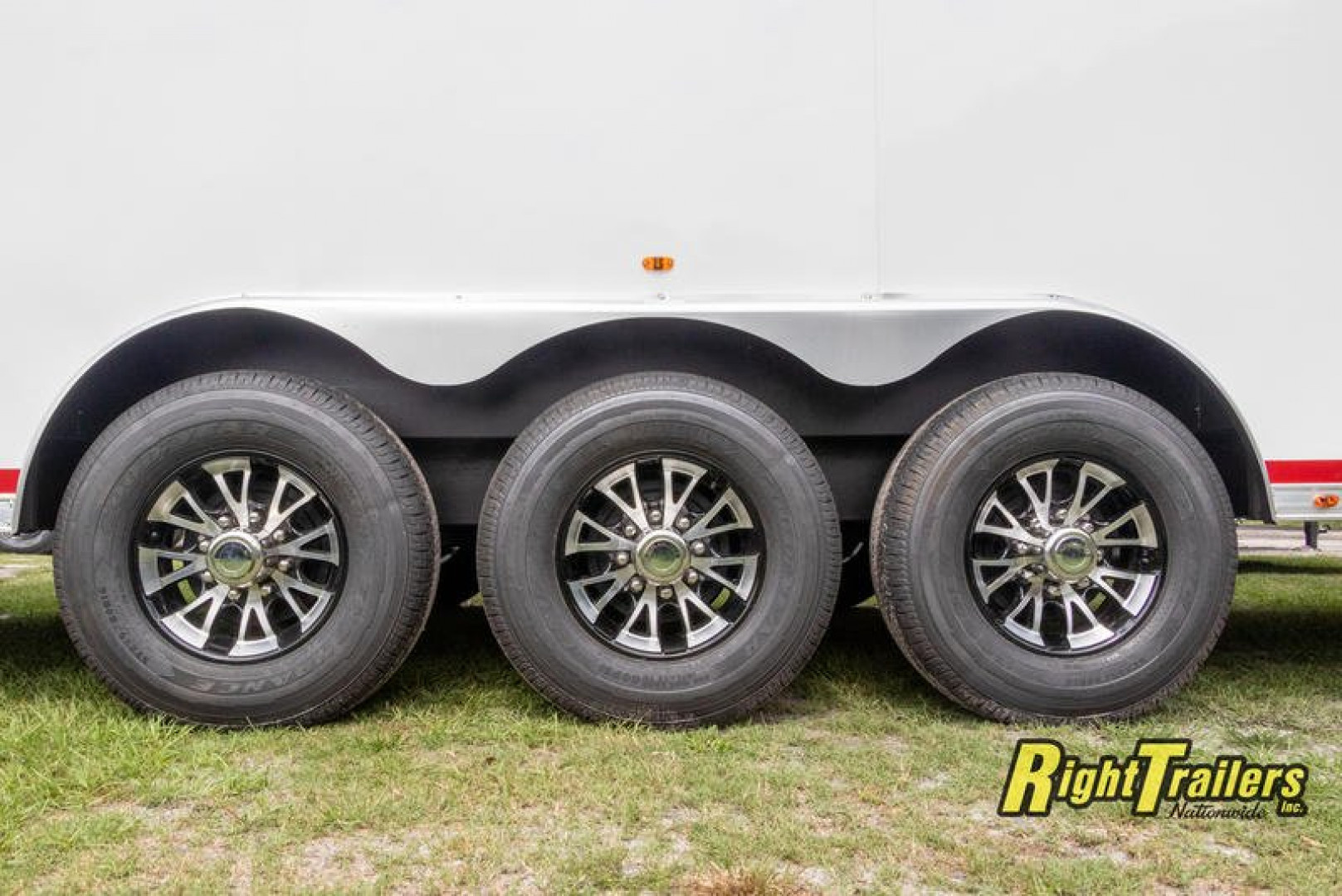 New Vintage Trailers P848G Car / Racing Trailer