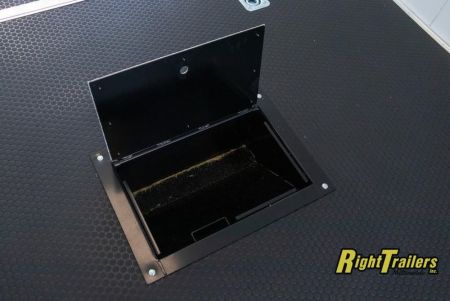New Vintage Trailers P848G Car / Racing Trailer