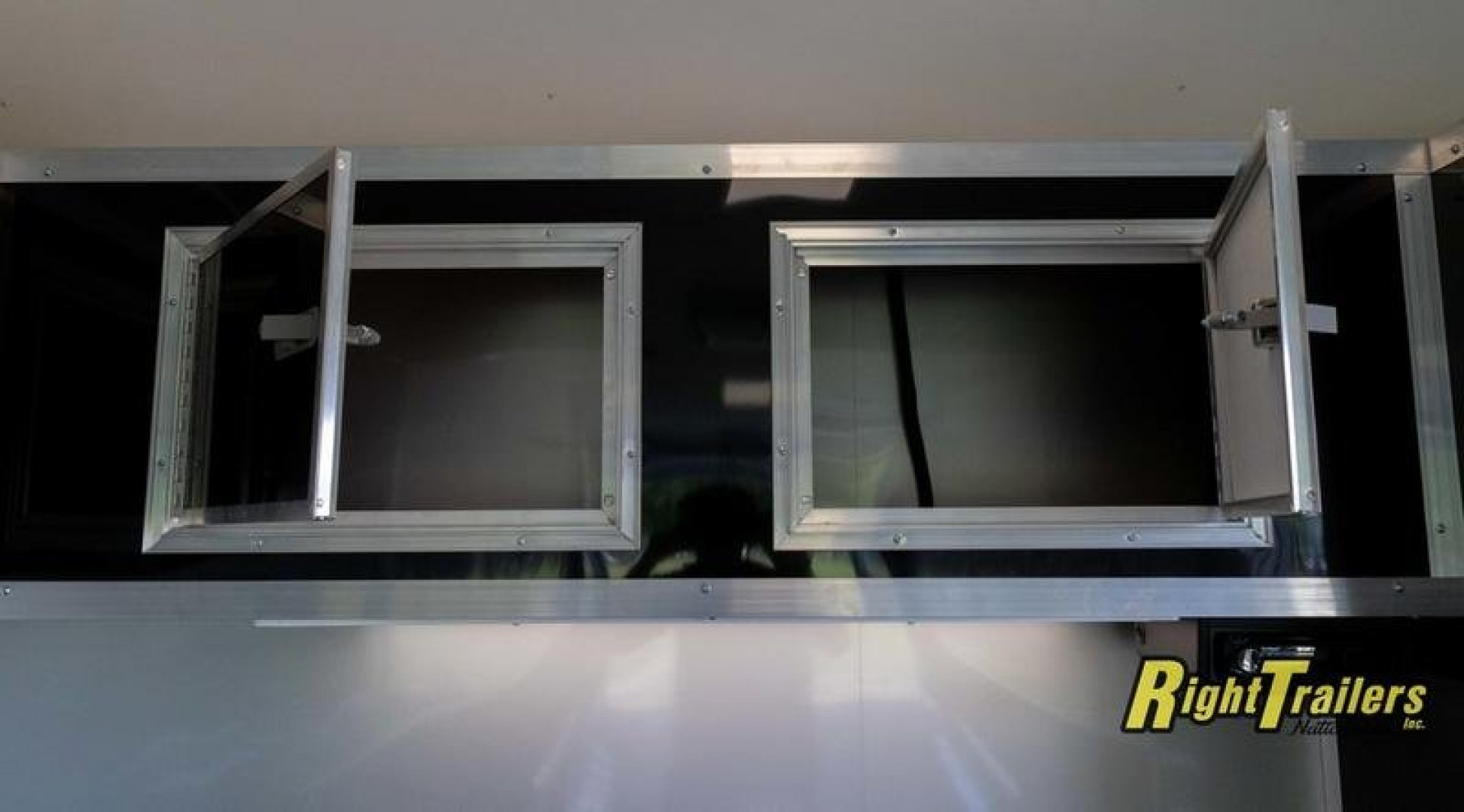 New 8.5x34 Vintage Pro Stock Series Race Trailer P834