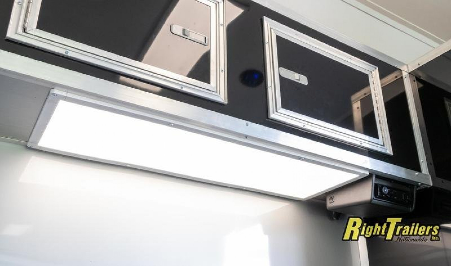 New 8.5x34 Vintage Pro Stock Series Race Trailer P834