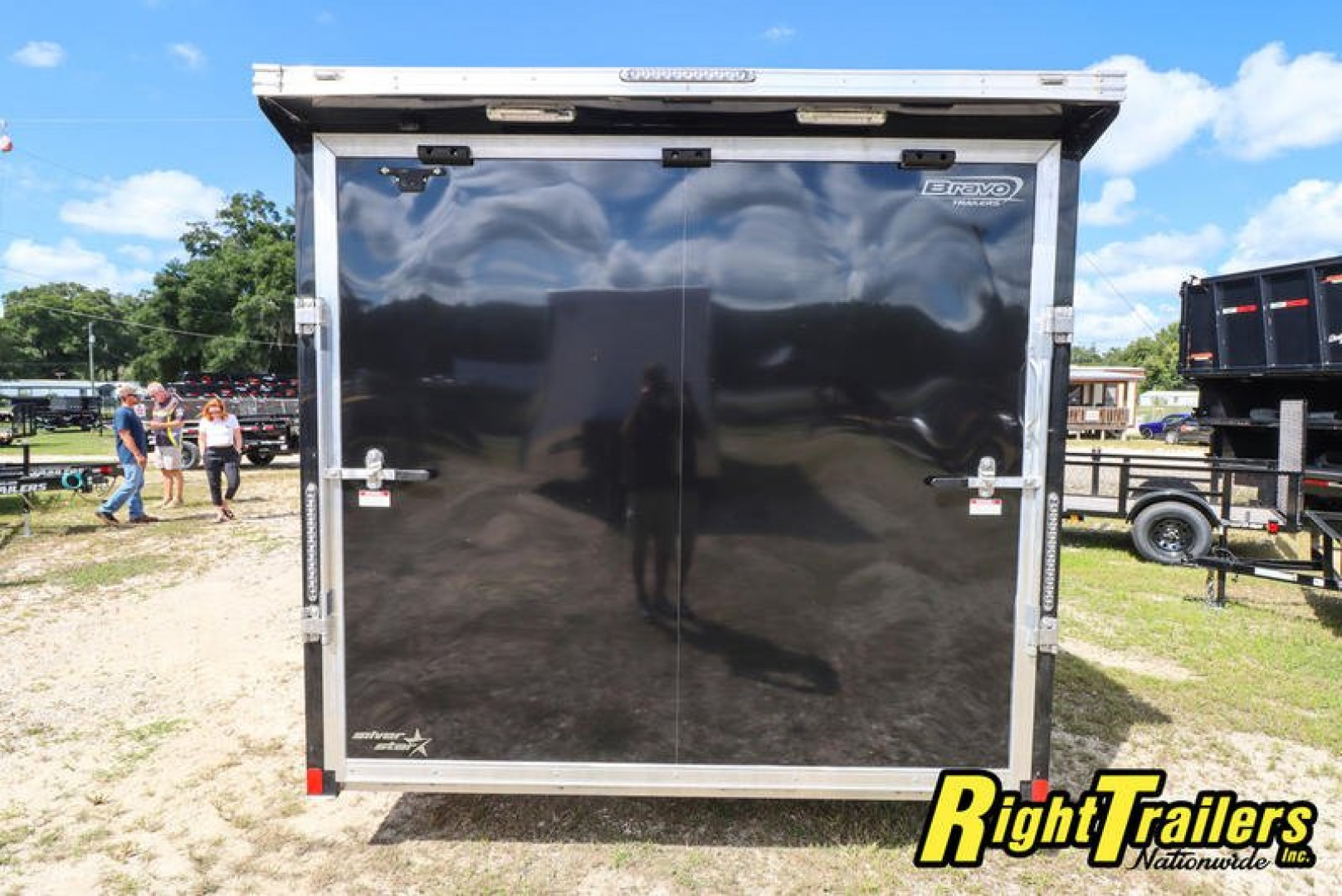 New 2022 8.5x24 Bravo Race Trailer SSA8524TA3