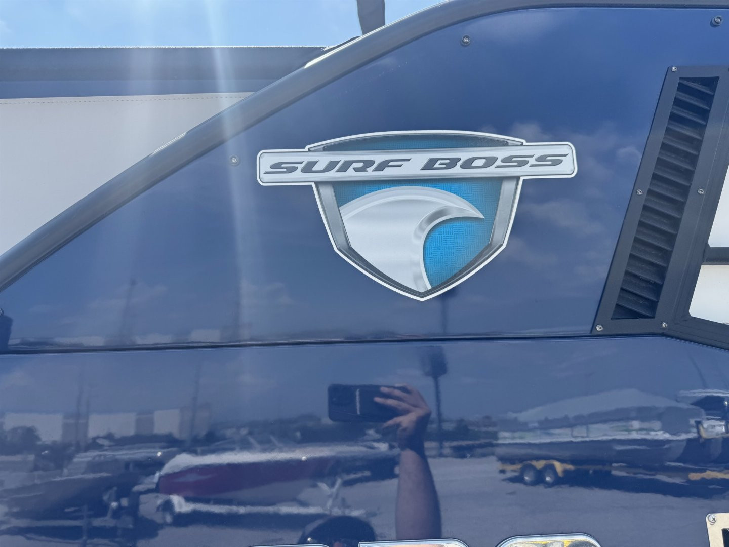Used 2021 25' Montara Surf Boss Surf Boat