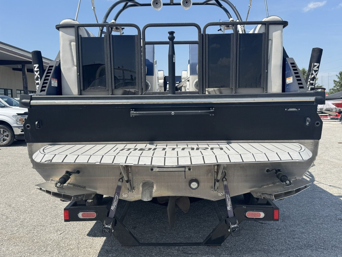 Used 2021 25' Montara Surf Boss Surf Boat