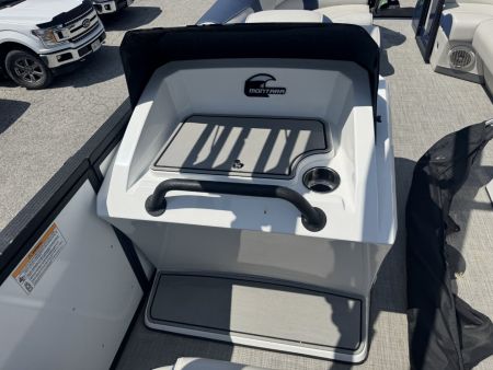 Used 2021 25' Montara Surf Boss Surf Boat