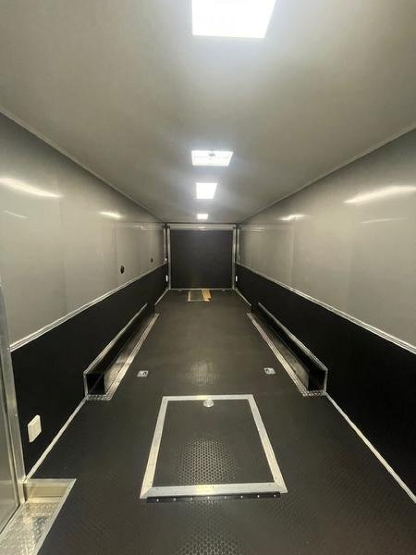 New Vintage Trailers OL850G-12' S LQ Car / Racing Trailer