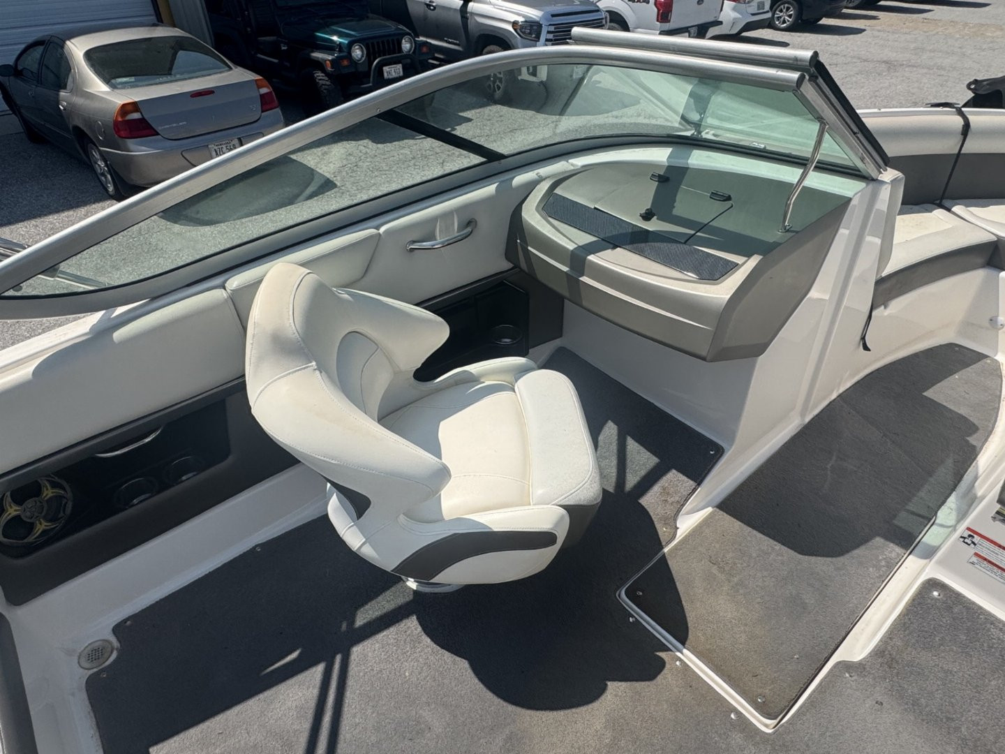 Used 2011 Regal Boats 2100 Bowrider
