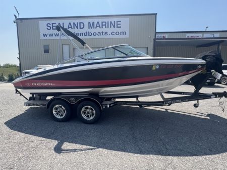 Used 2011 Regal Boats 2100 Bowrider