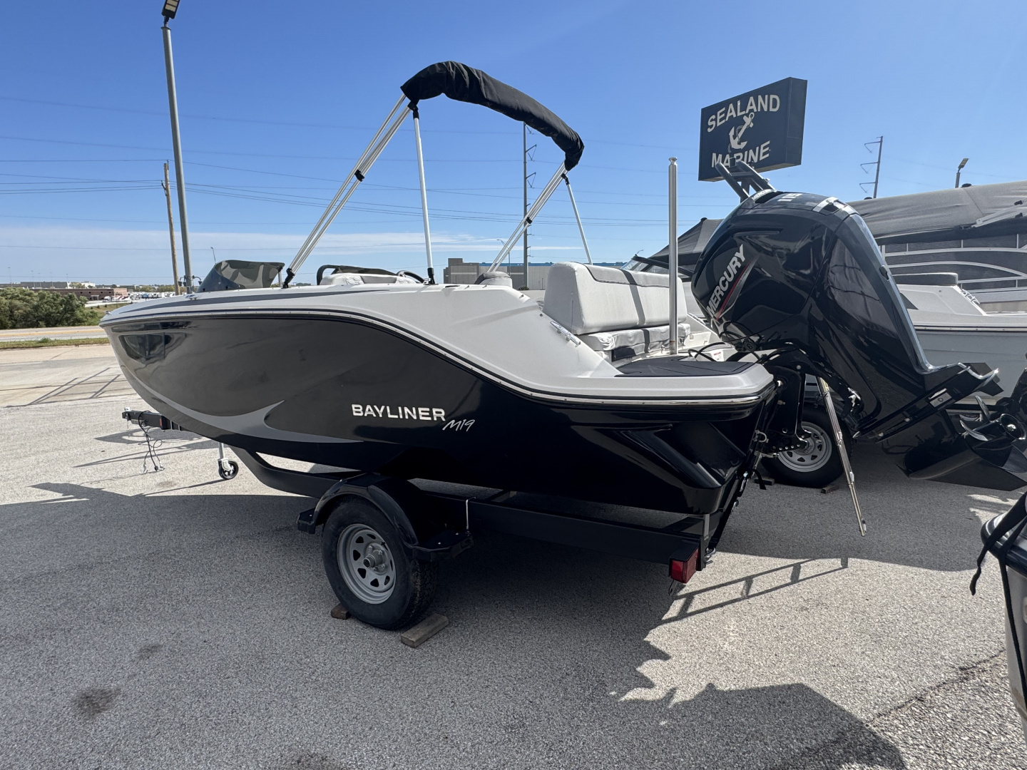 New 2024 Bayliner Boats E19