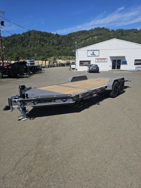 New 2025 DIAMOND C HDT207 82X20 SPLIT TILT 14K EQUIPMENT TRAILER CEMENT GRAY