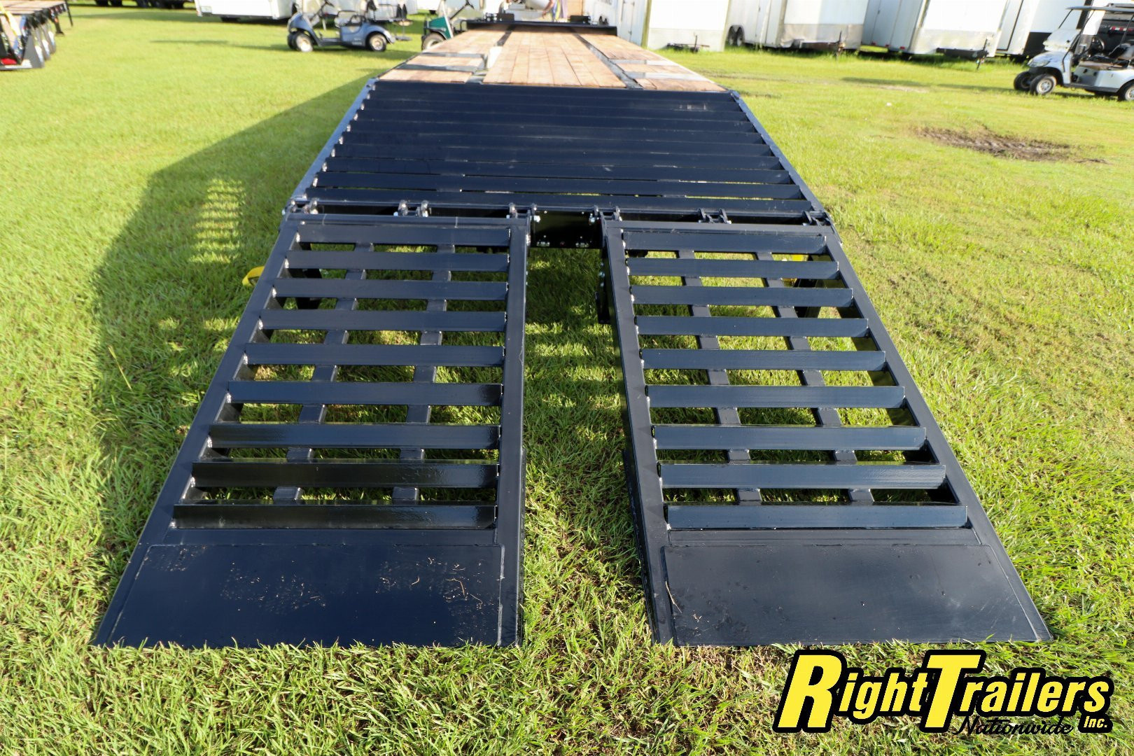 New Behnke 8.5x31 Deckover Equipment Trailer Equipment Trailer