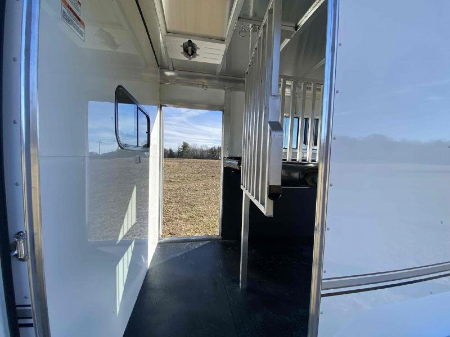 New 2027 Sundowner Trailers CHARTER TR SE 2H BP Horse Trailer