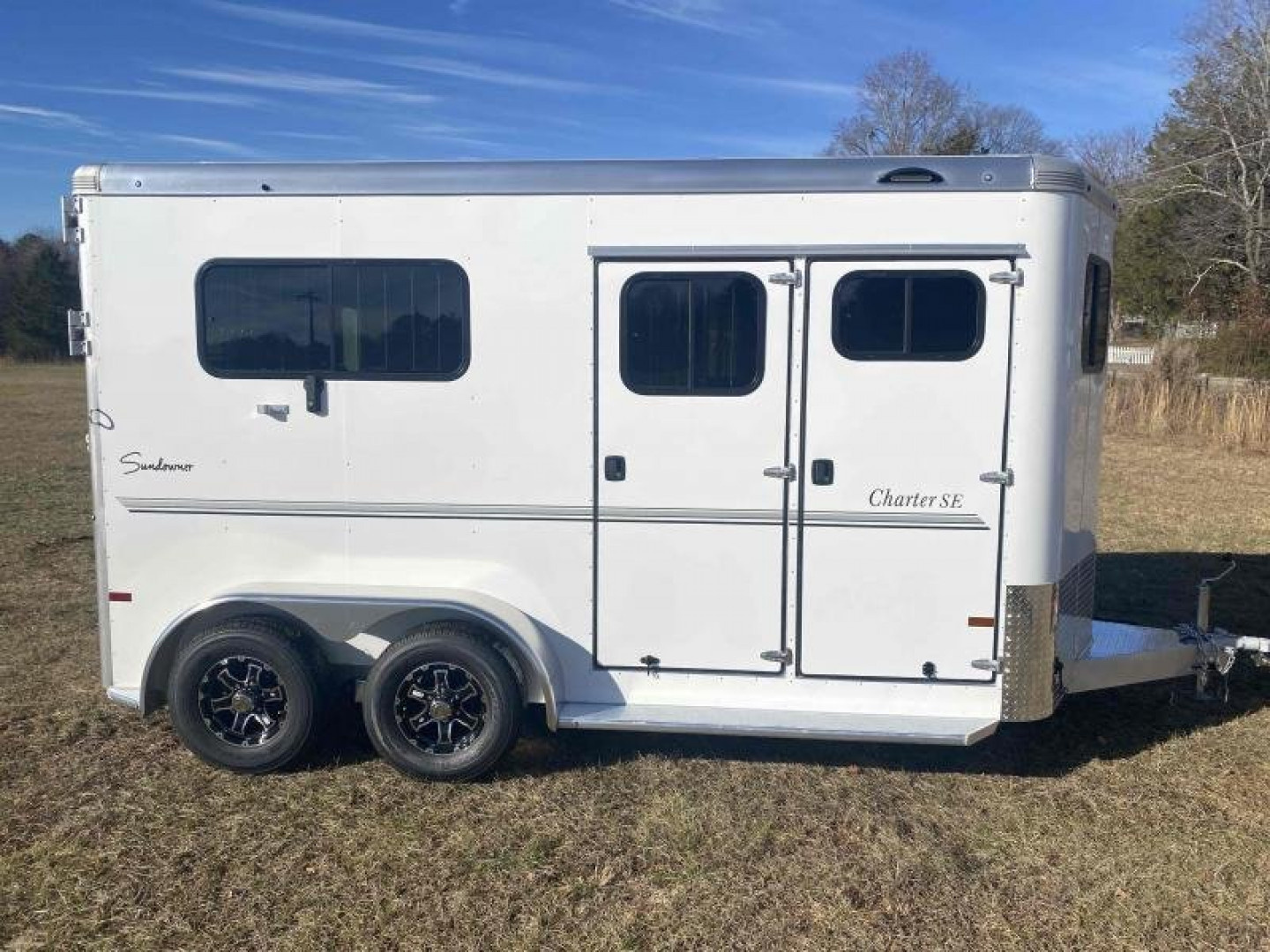 New 2027 Sundowner Trailers CHARTER TR SE 2H BP Horse Trailer