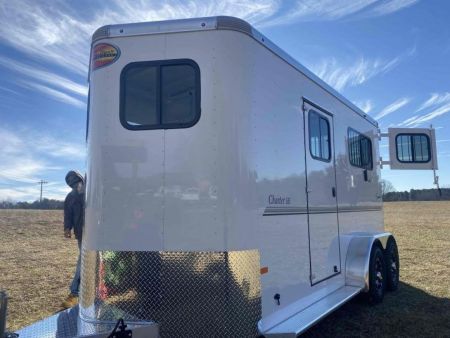 New 2027 Sundowner Trailers CHARTER TR SE 2H BP Horse Trailer