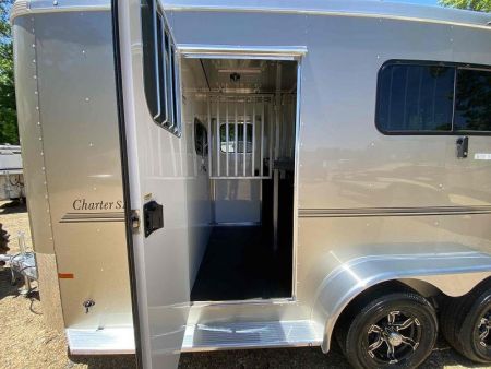 New 2027 Sundowner Trailers CHARTER TR SE 2H BP Horse Trailer