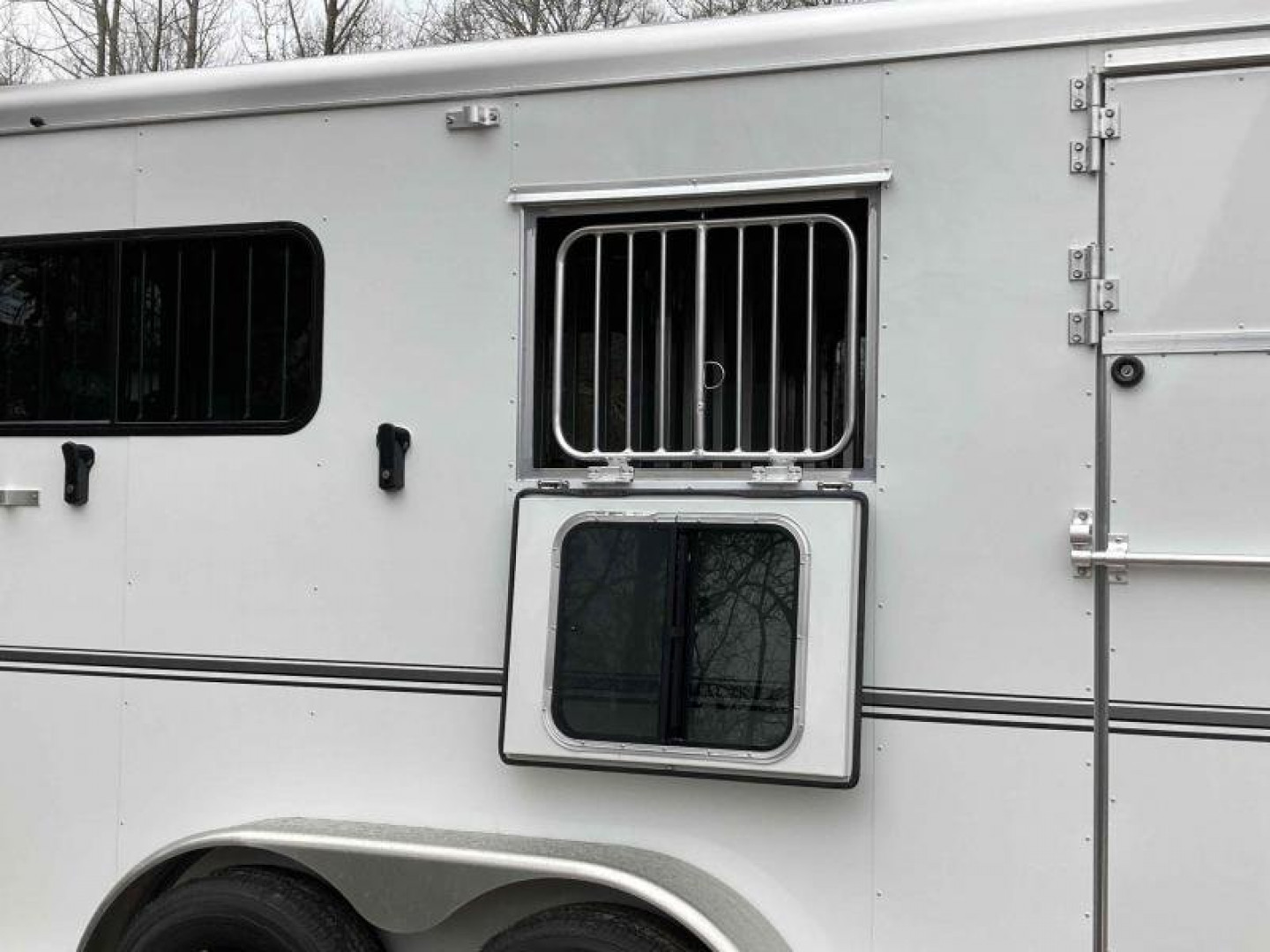 New 2027 Sundowner Trailers Charter TR SE 2+1 Gooseneck Horse Trailer