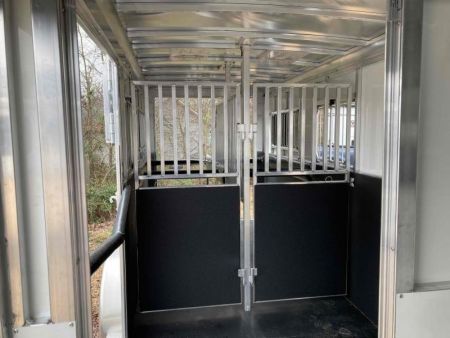 New 2027 Sundowner Trailers Charter TR SE 2+1 Gooseneck Horse Trailer