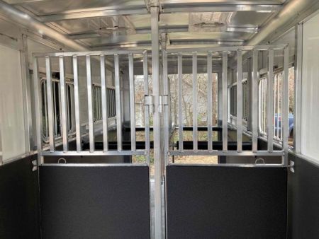 New 2027 Sundowner Trailers Charter TR SE 2+1 Gooseneck Horse Trailer
