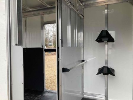 New 2027 Sundowner Trailers Charter TR SE 2+1 Gooseneck Horse Trailer