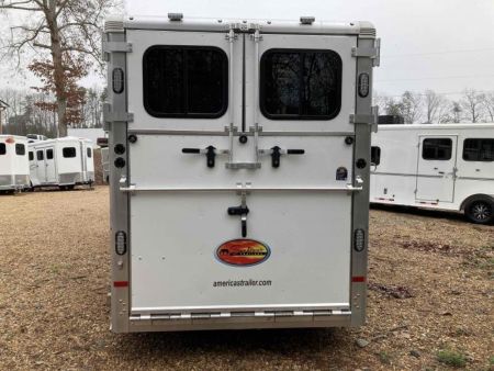 New 2027 Sundowner Trailers Charter TR SE 2+1 Gooseneck Horse Trailer