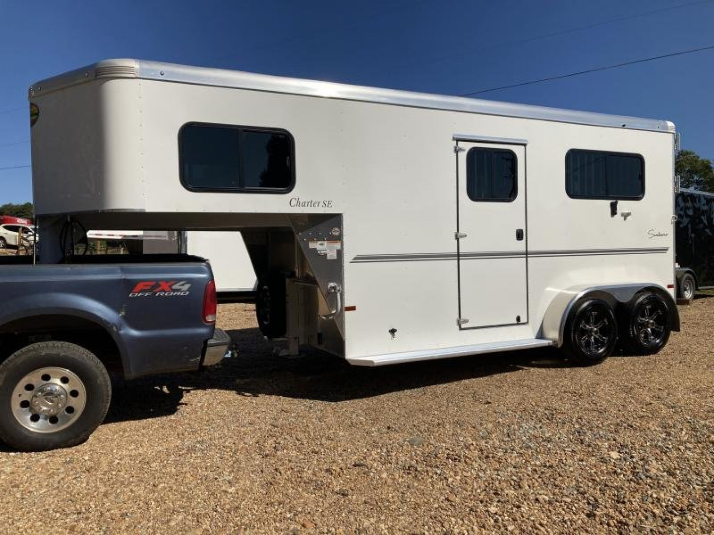 New Sundowner Trailers Charter TR SE Gooseneck Horse Trailer