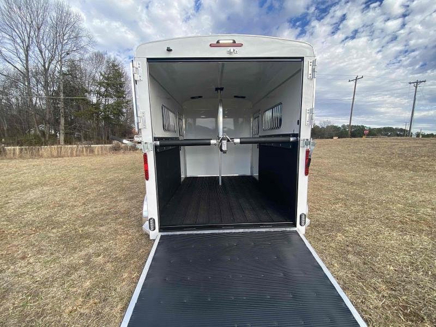 New 2027 Homesteader Trailer 214FB Horse Trailer