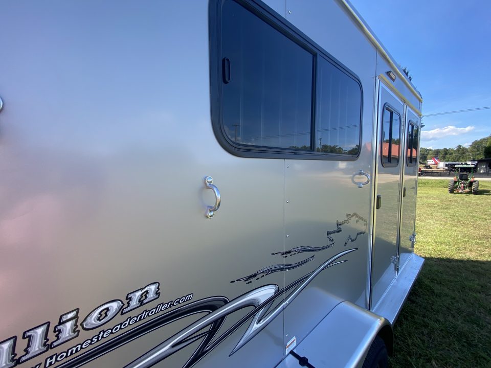 New 2027 Homesteader 2 Horse Direct Load Warmblood Horse Trailer