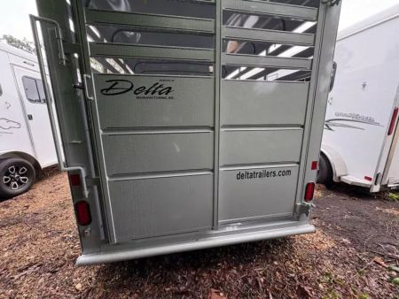 New 2027 Delta Mfg 16' Stock Bumper Pull Horse Trailer
