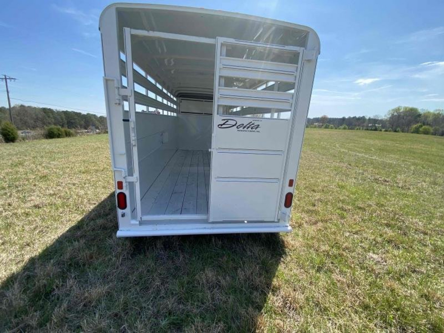 New 2027 Delta Mfg 500 Gooseneck Stock Trailer Horse Trailer