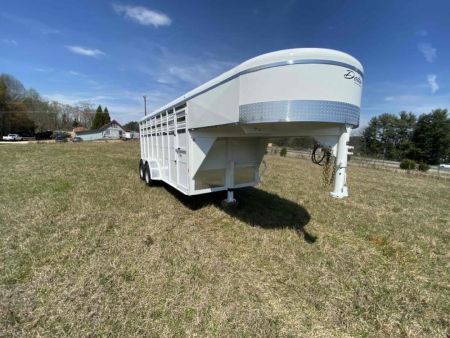 New 2027 Delta Mfg 500 Gooseneck Stock Trailer Horse Trailer