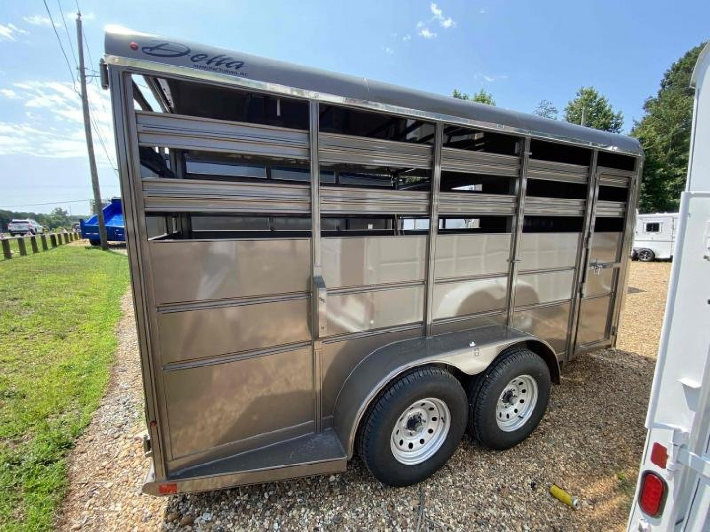New 2027 Delta Mfg 16' STOCK BUMPER PULL Horse Trailer