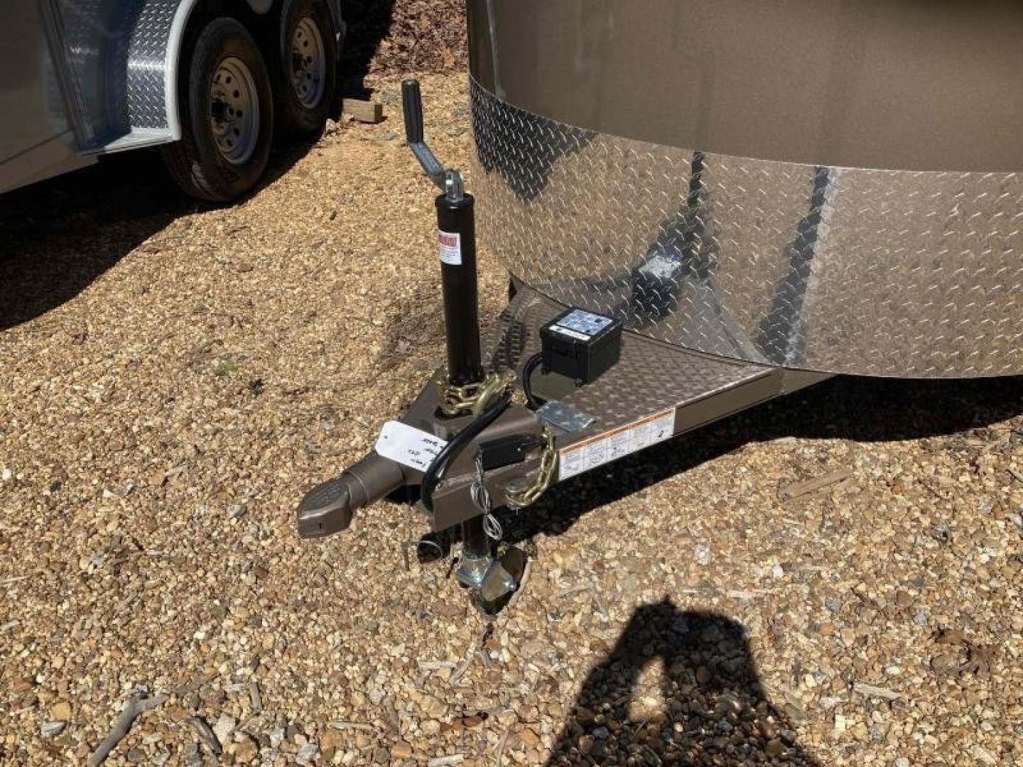 New 2027 Delta Mfg 16' STOCK BUMPER PULL Horse Trailer