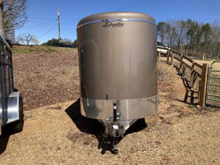 New 2027 Delta Mfg 16' STOCK BUMPER PULL Horse Trailer