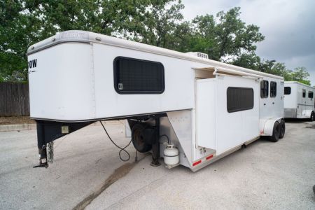 Used 2013 Shadow 4 Horse 15'6  Gooseneck Living Quarters '13 Horse Trailer