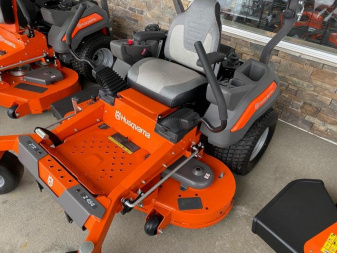 New HUSQVARNA Z454 ZERO TURN