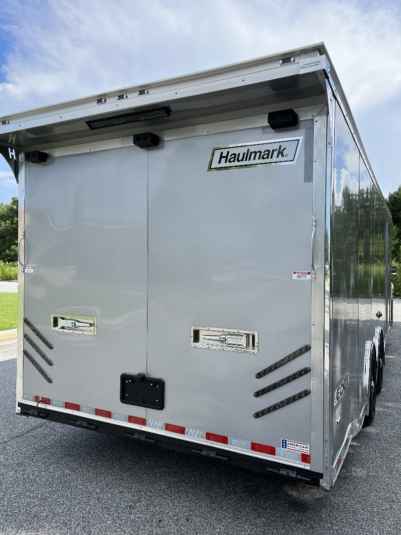 2025 Haulmark Edge photo 9