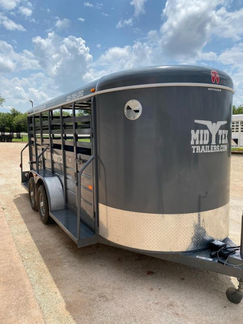 6×16 Horse Livestock Trailer photo 2